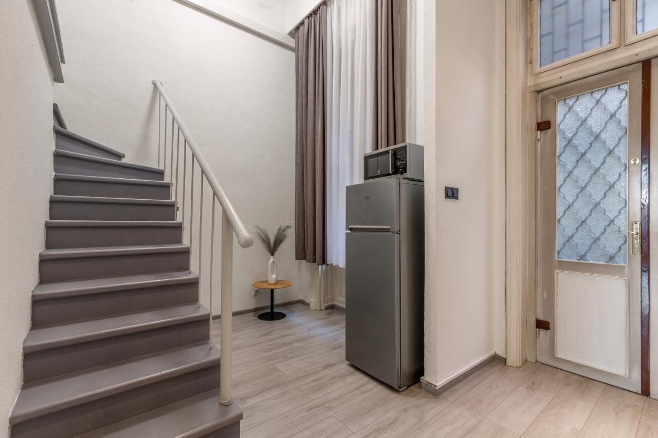Downtown Apartment In The Heart Of Budapest — Photos 2